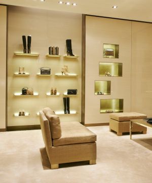 2025女鞋店墙面置物架装修效果图片