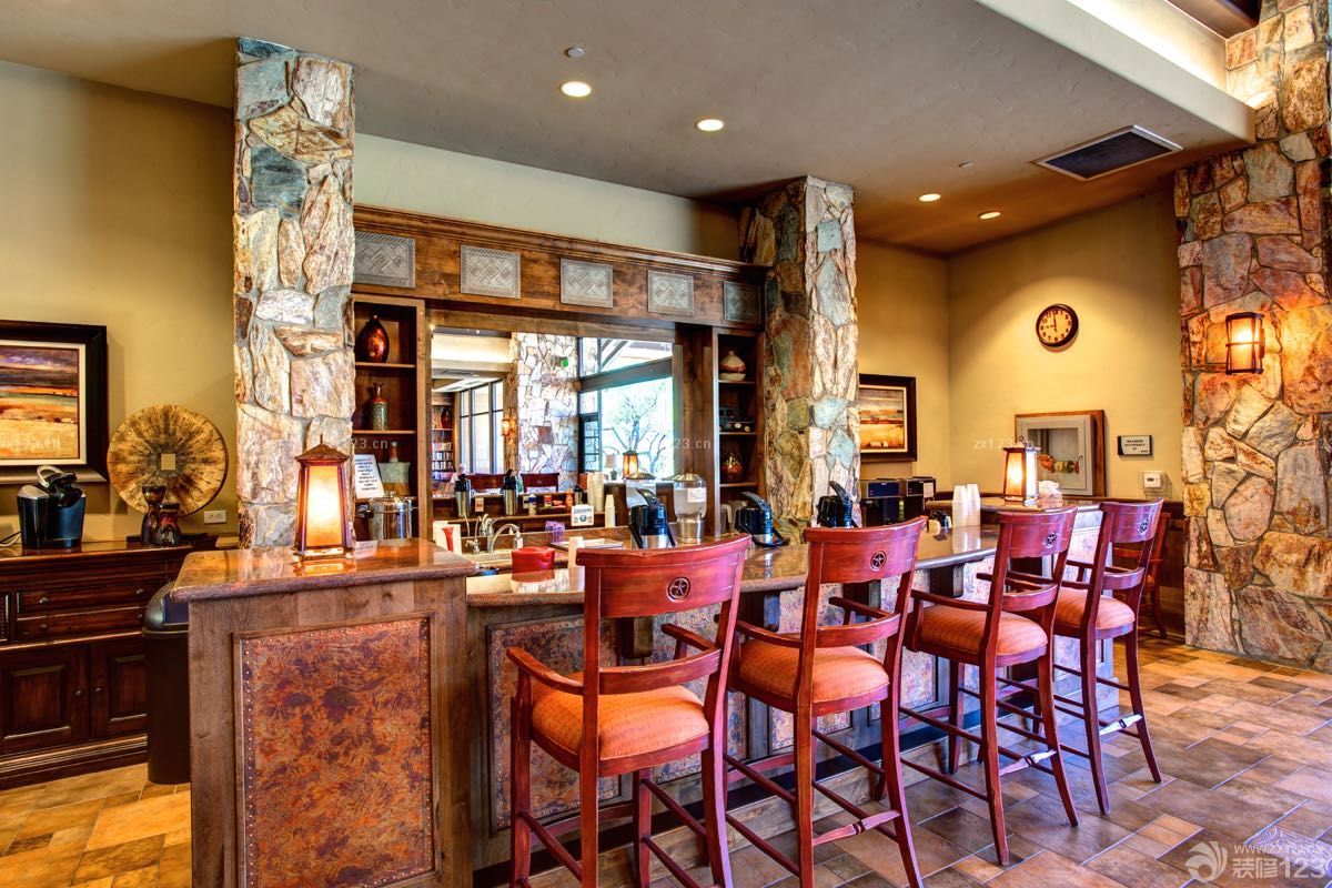 美式风格家庭酒吧台装修效果图片