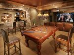 温馨家庭酒吧台台球桌效果图片