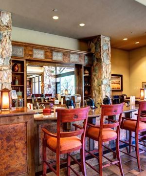 美式风格家庭酒吧台装修效果图片