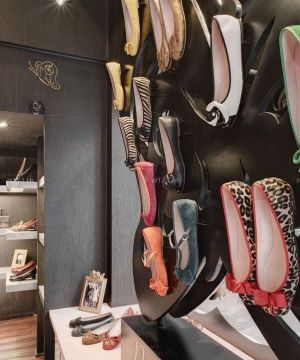 个性鞋店鞋架墙面设计装修效果图
