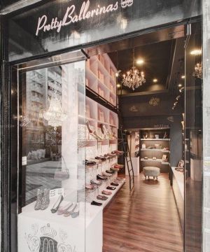 最新个性鞋店鞋架高隔断效果图2025
