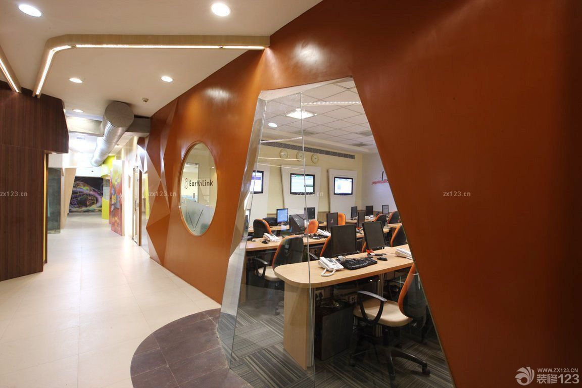 公司走道吊顶圆灯灯泡效果图2025