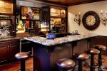 古典风格家庭酒吧设计