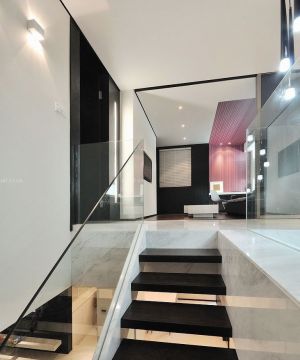 跃层住宅别墅室内楼梯扶手装修效果图欣赏