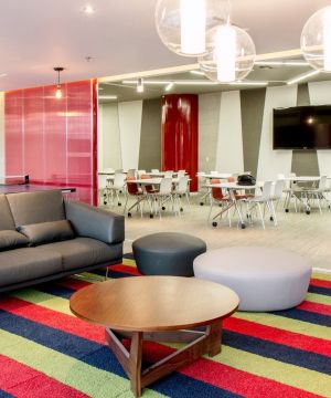 红色公司休息室背景墙设计效果图