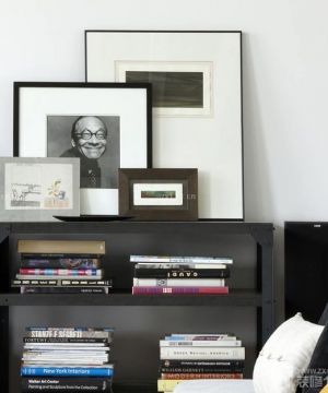170平米房子简装黑白装饰画图片