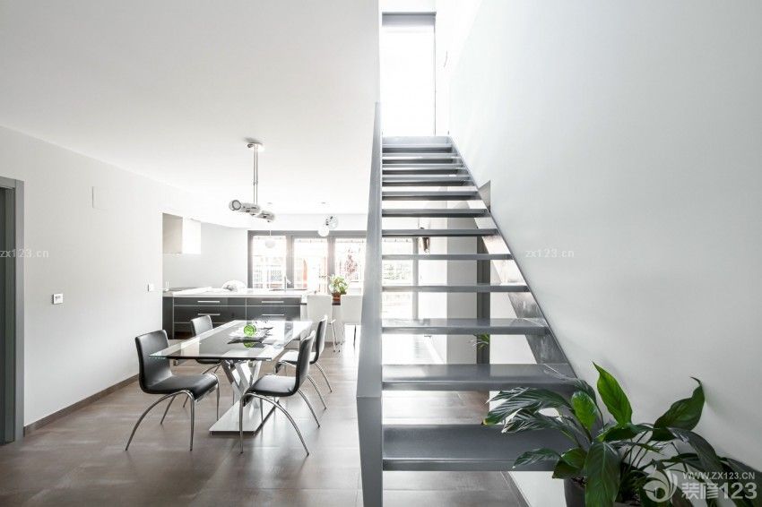现代时尚楼梯装修设计效果图片