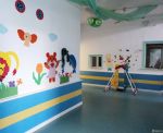 现代简约幼儿园过道背景墙装修效果图片