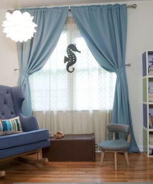 宝宝卧室蓝色窗帘装修效果图片