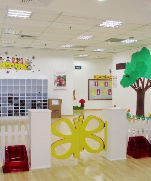 幼儿园室内装饰隔断设计效果图