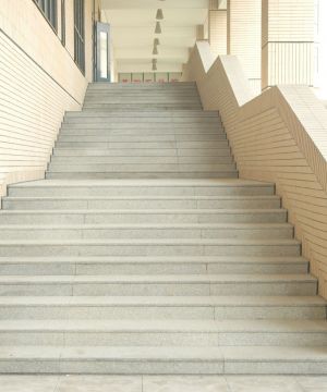 大学学校楼梯装饰设计图片