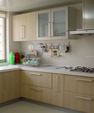 室内小厨房装修设计方案效果图欣赏