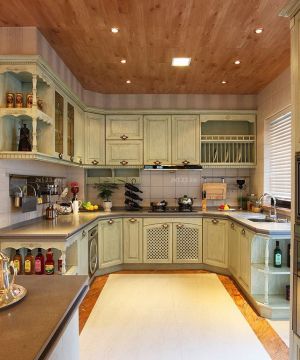 美式家装风格厨房灶台设计效果图片