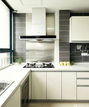 2023厨房装修效果图 白色橱柜装修效果图片
