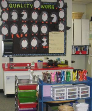 小型美式幼儿园室内背景墙设计效果图