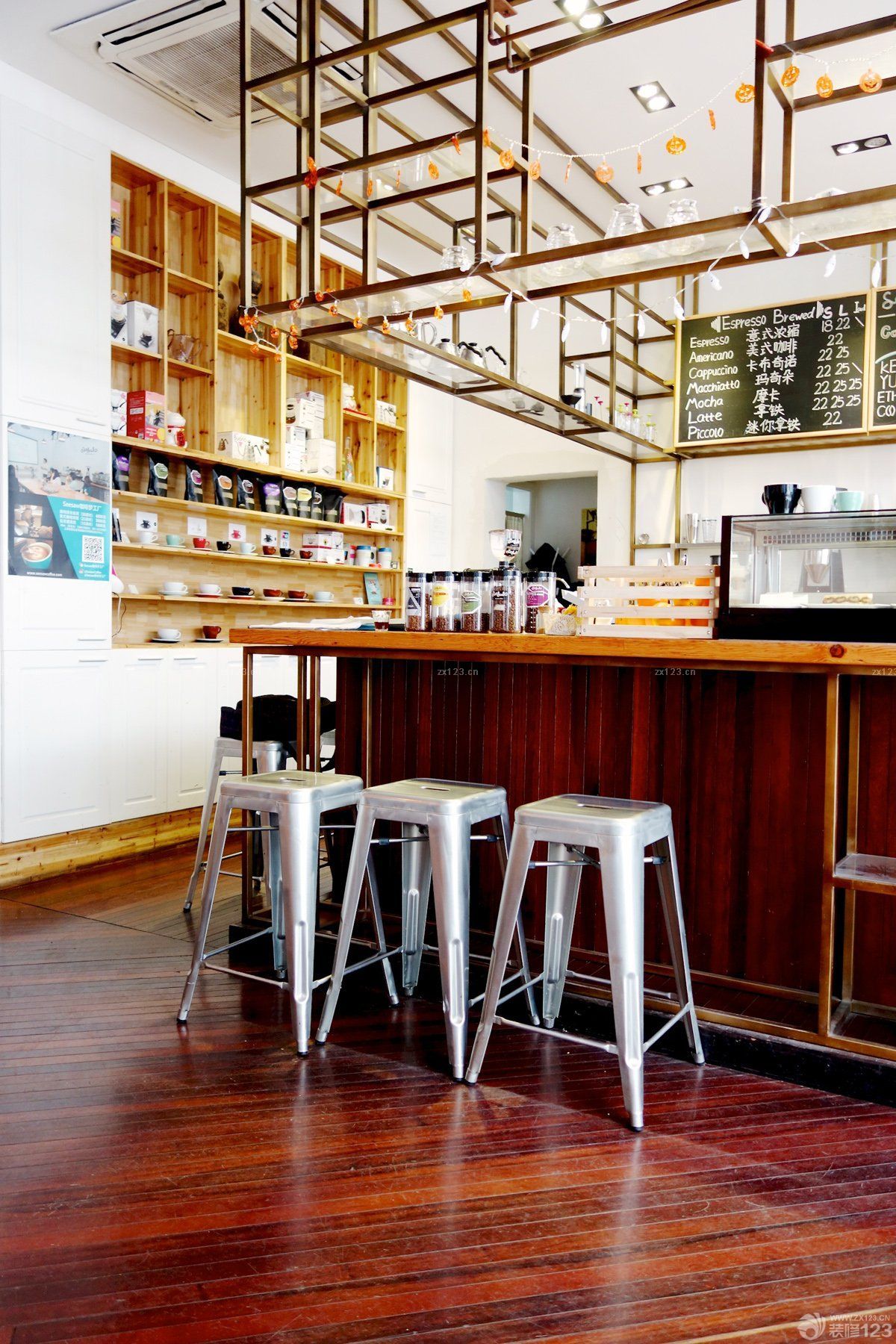 装修设计店面吊顶效果图片