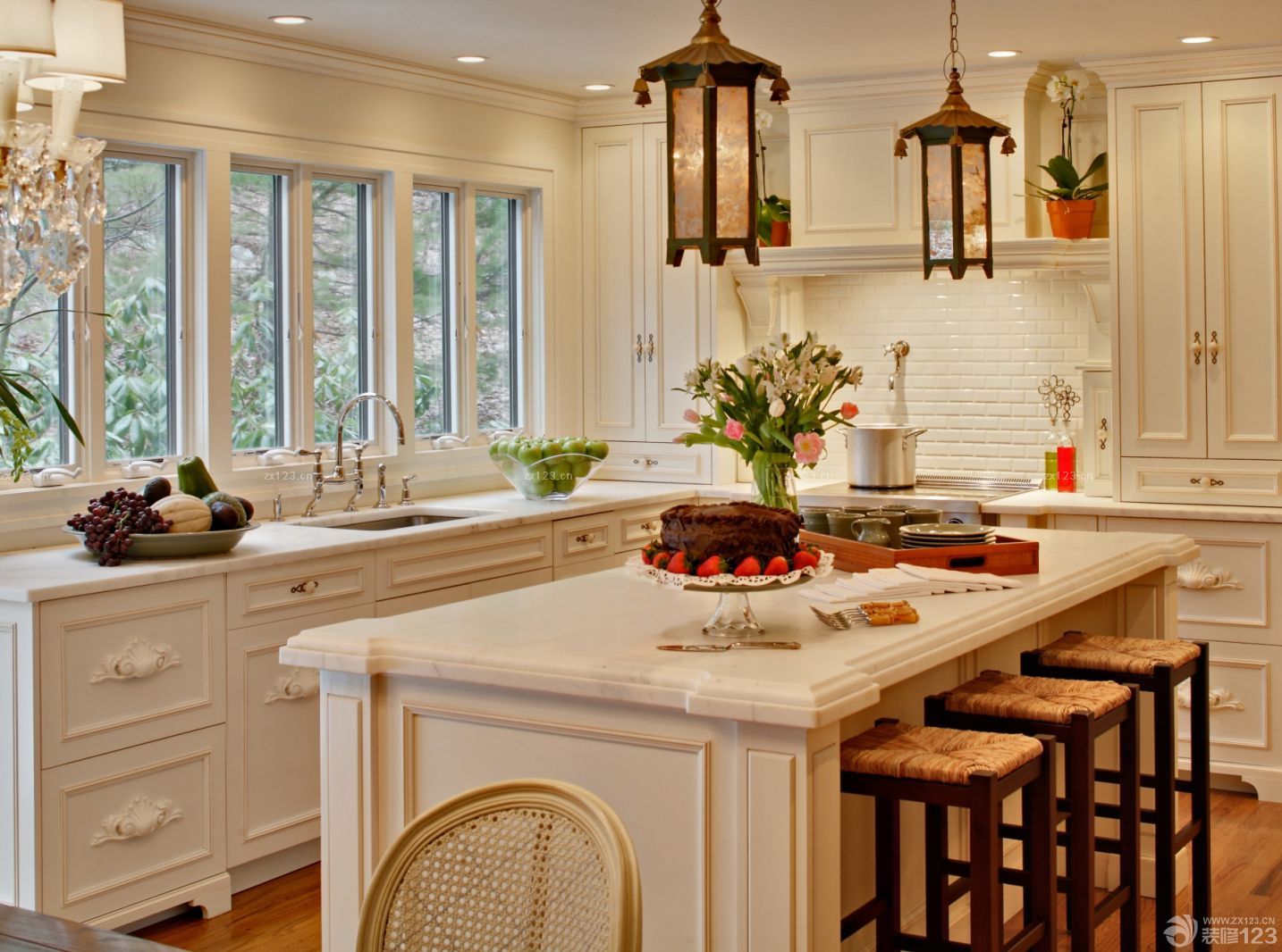 小户型别墅整体厨房装修效果图片