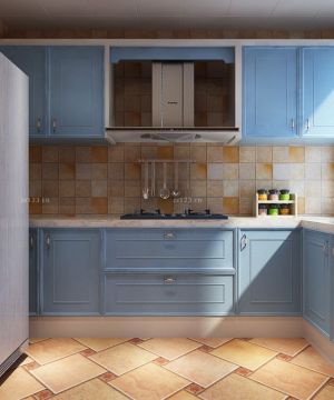 地中海厨房装修效果图 蓝色橱柜装修效果图片