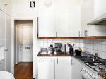 白色简约小厨房装修设计效果图