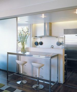 现代风格小面积厨房装修设计效果图