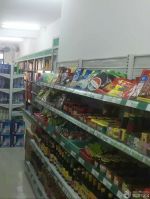 小超市室内货架设计装修效果图片