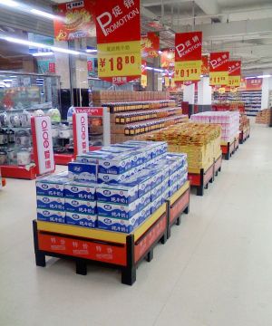 大型超市货架陈列设计效果图片