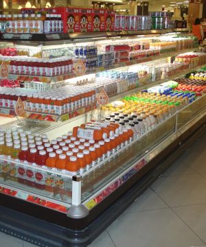 国内超市货架陈列效果图