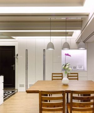 简约时尚风格家居实木餐桌装修效果图片