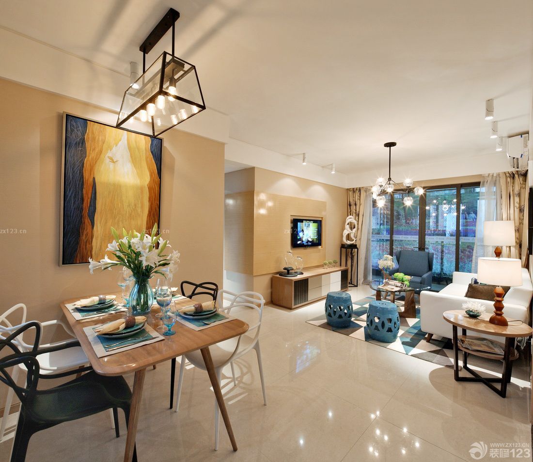 混搭设计风格家居客厅装修效果图