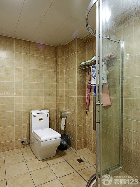 简欧田园风格卫生间瓷砖装修效果图