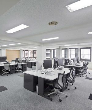大型办公室简单室内装修效果图片欣赏