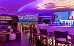 紫色酒吧吧台吊顶设计效果图
