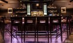 小紫色酒吧吧台设计效果图