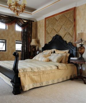 欧式古典风格卧室床头背景墙