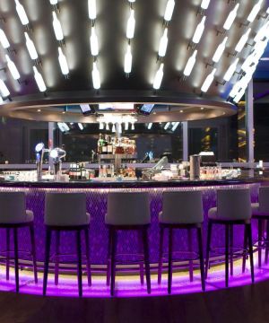 精致时尚紫色酒吧吧台装修效果图