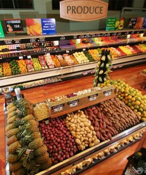 小型水果超市装修实景图
