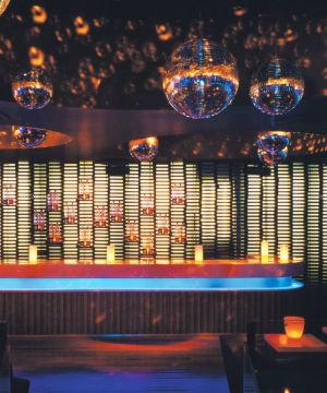 时尚现代酒吧灯光背景墙设计效果图