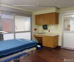 小型医院室内玻璃门装修设计效果图片