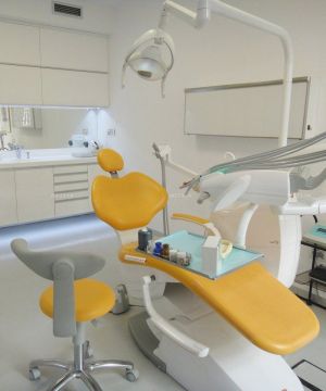口腔医院简单室内装修设计图片