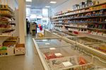 经典40-50平米超市产品展示柜装修效果图