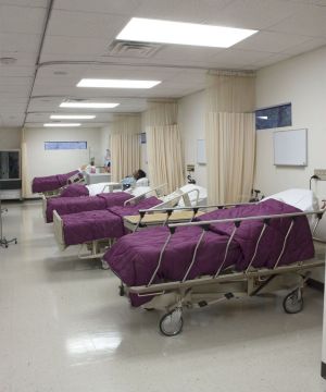 美式医院室内隔断设计装修效果图片
