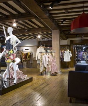 传统美式风格商场女装装修效果图