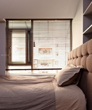 现代时尚卧室床装修效果图片