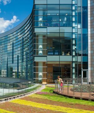 现代医院外墙装修效果图片大全