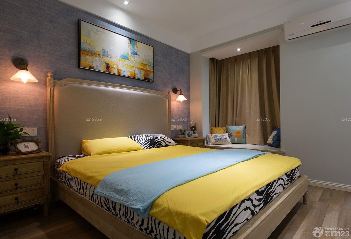交换空间最新小户型卧室双人床装修效果图片