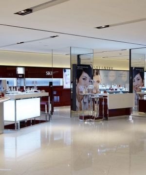 新商场化妆品店面装修图片