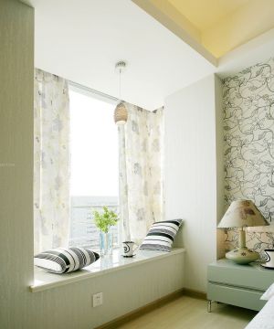 60平米房子卧室飘窗设计装修效果图