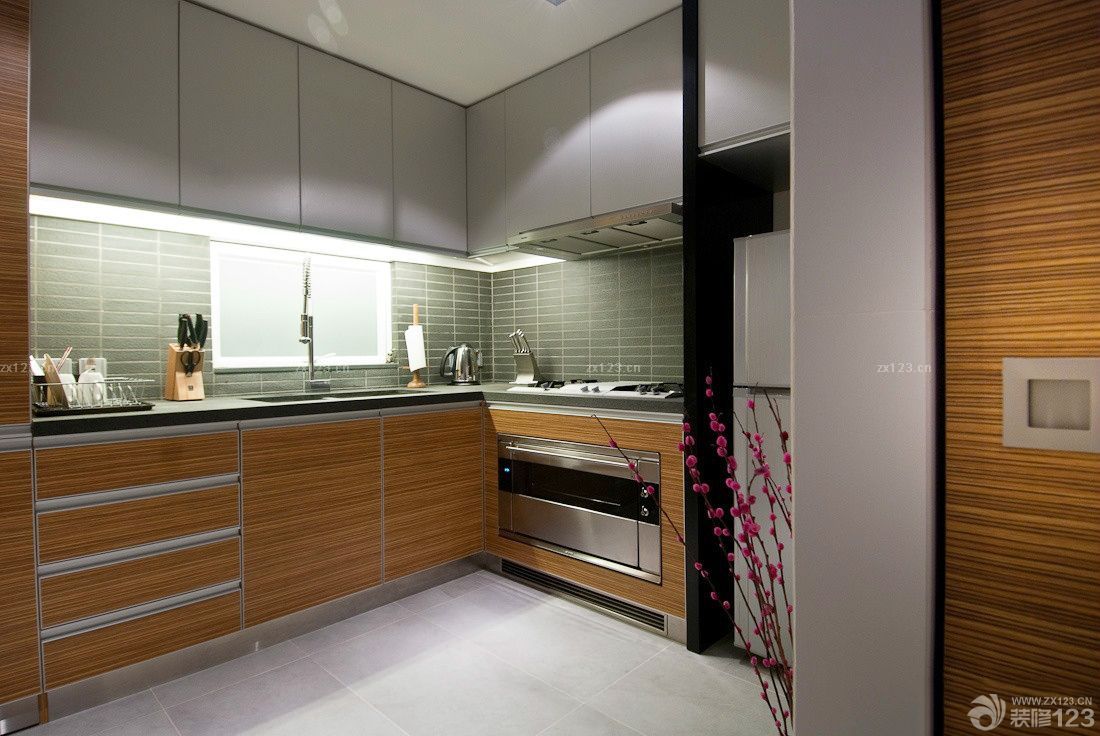 80平方的房子厨房橱柜设计装修图