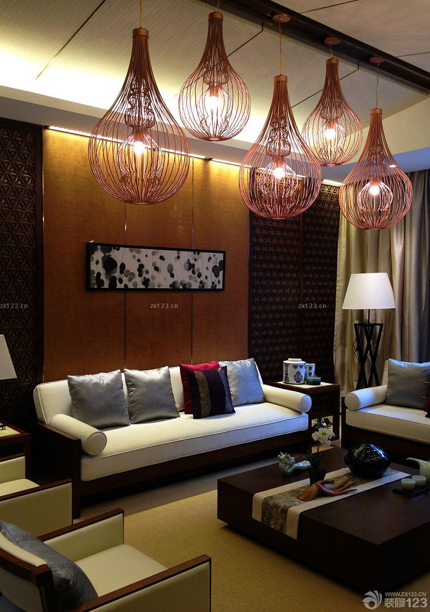 70平房子客厅吊灯装修图